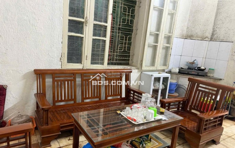 Chính chủ cho thuê nhà Phố Nguyễn Huy Tự - Hai Bà Trưng - 30m2 - tầng 1 - 5,5tr/tháng